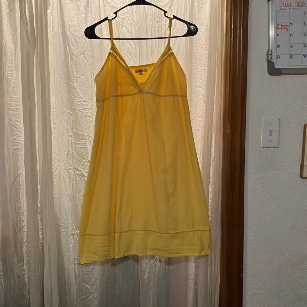 Sunny Yellow Mini Dress with Classic Silhouette